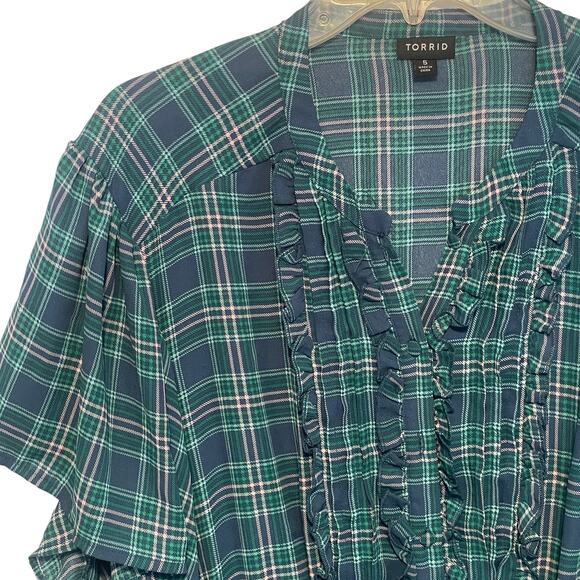 Torrid Georgette Ruffle Front Flutter Sleeve Blouse Women's 5X Blue & Green Top - Picture 6 of 12